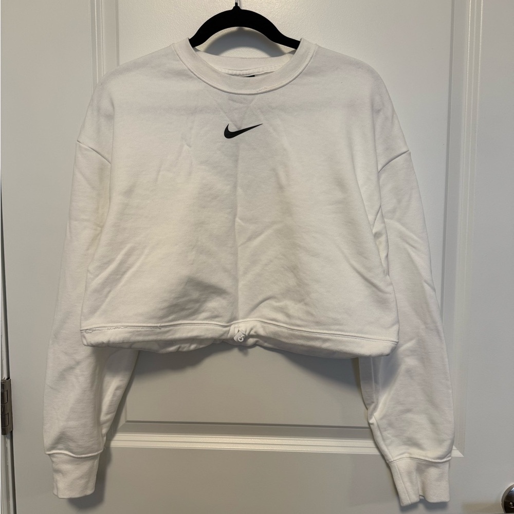 NIKE | Women’s Cropped Crew Neck